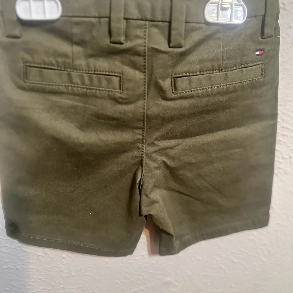 Tommy Hilfiger  Olive green Shorts For children‎
